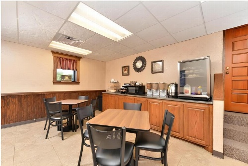 Guest Inn Ardmore image 4